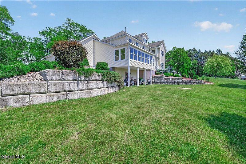 5th image of 123 Waters Road