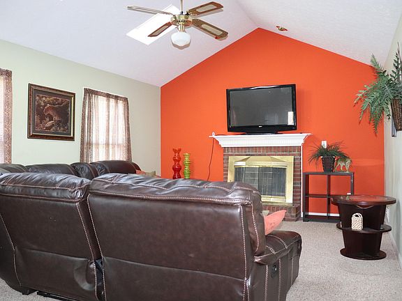 2nd image of 8901 Morning Park Dr