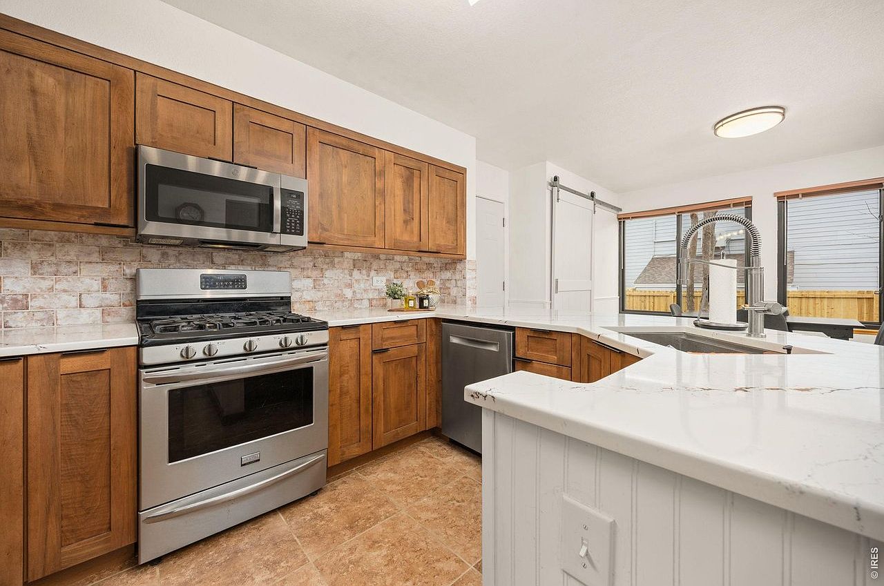 4149 Amber St - Photo 7