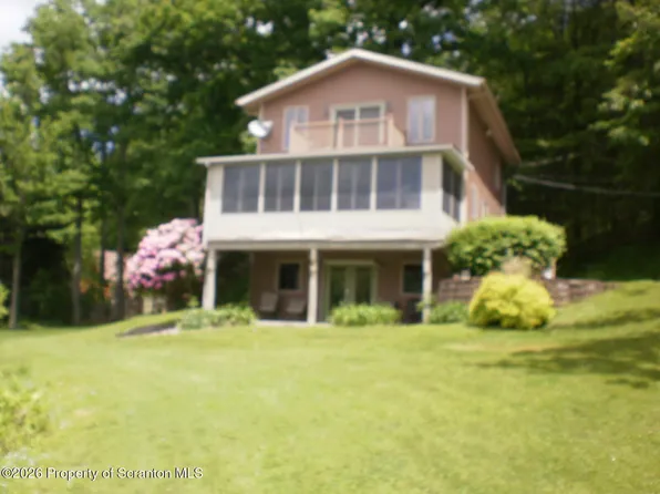2669 E Lake Rd, New Milford, PA 18834