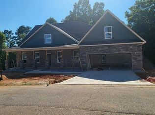 154 Floyd Meadow Dr, Inman, SC 29349