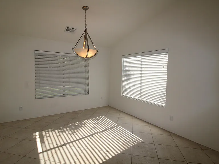 1671 E Flint St — Photo 3