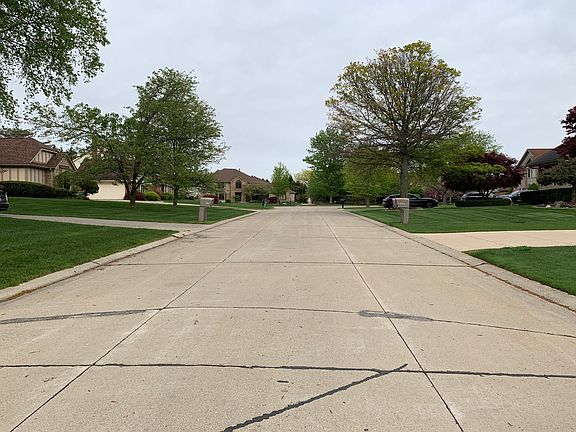 4th image of 39205 Wilton Ct
