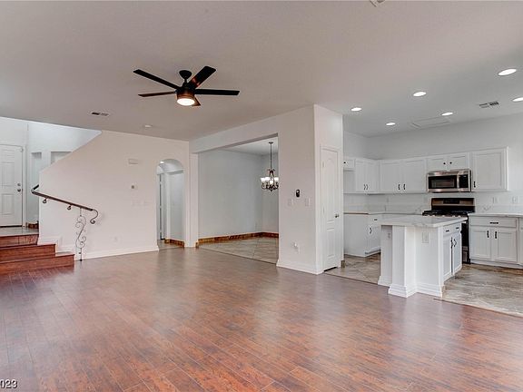2nd image of 9136 Wine Cellar Ave