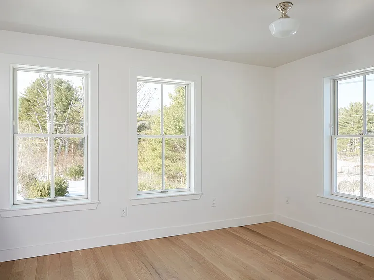 986 Prospect Ave — Photo 35