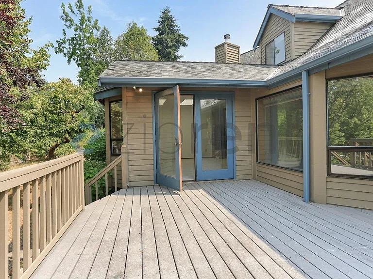 10655 Woodinville Redmond Rd NE — Photo 5