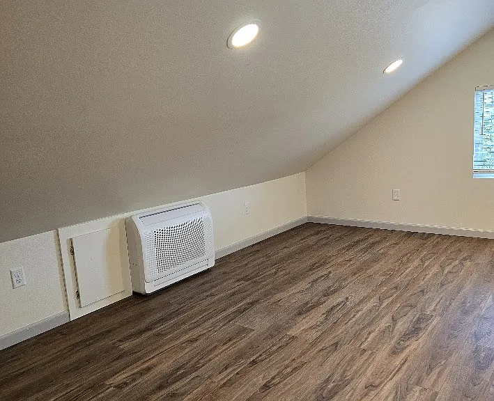 449 SW Elmwood Ave — Photo 11