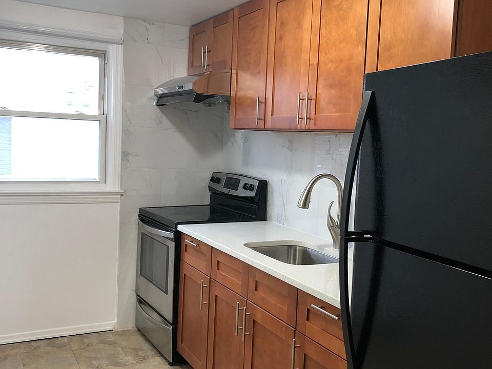 1st image of 1407 5th Ave Floor 2