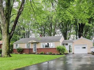 562 Paul Rd, Rochester, NY 14624