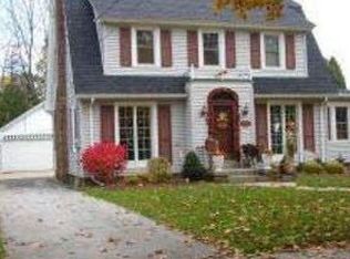 1029 N 17th St, Manitowoc, WI 54220