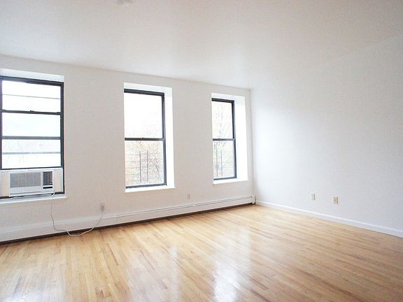 2nd image of 247 W 131st St APT 3
