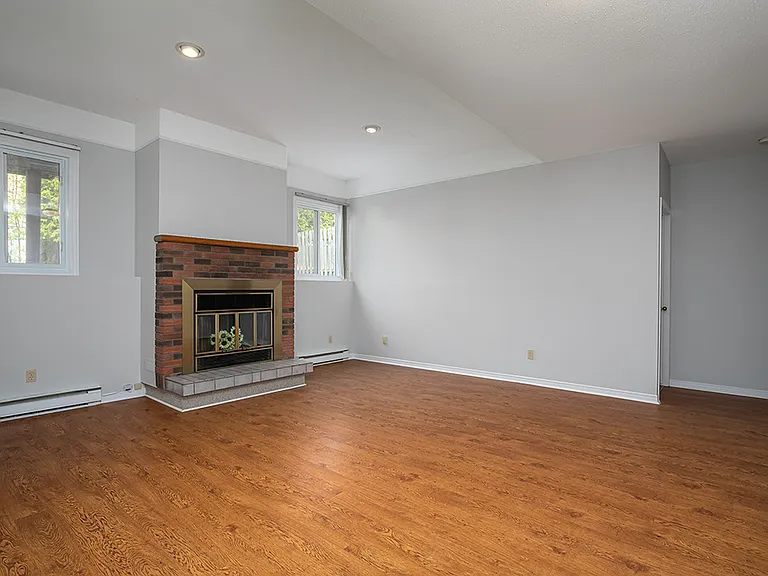6533 Richer Dr — Photo 8