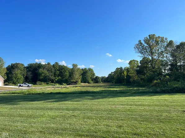 6576 E Cross Timbers Trl, Martinsville, IN 46151