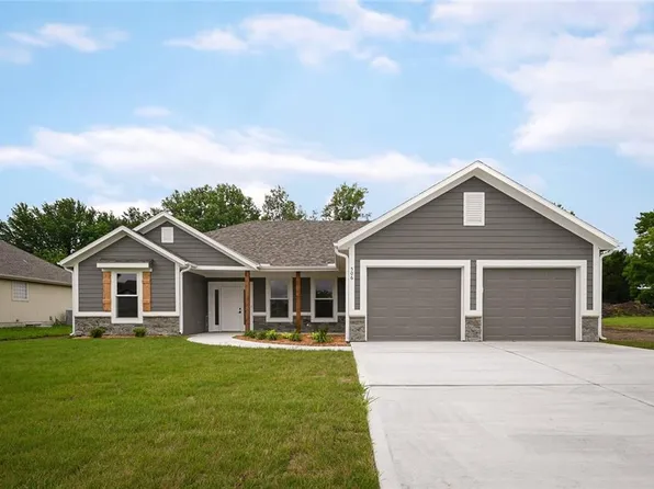 Constitution Ln, Garden City, MO 64747