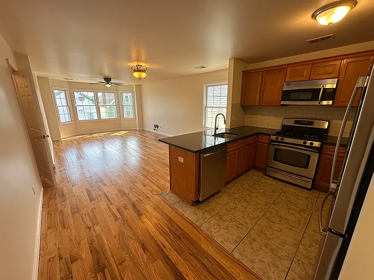 24 Marne St #2 — Photo 2