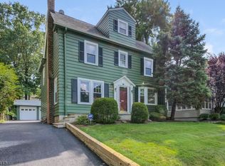 158 Oakland Rd, Maplewood, NJ 07040