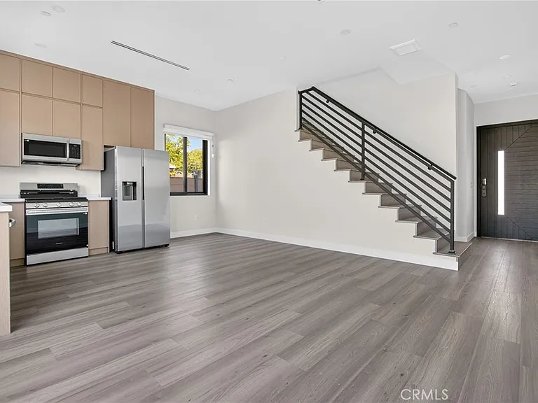 7605 Greg Ave #1/2 — Photo 4