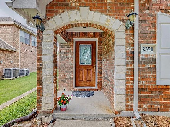 4th image of 2351 Palo Pinto Rd