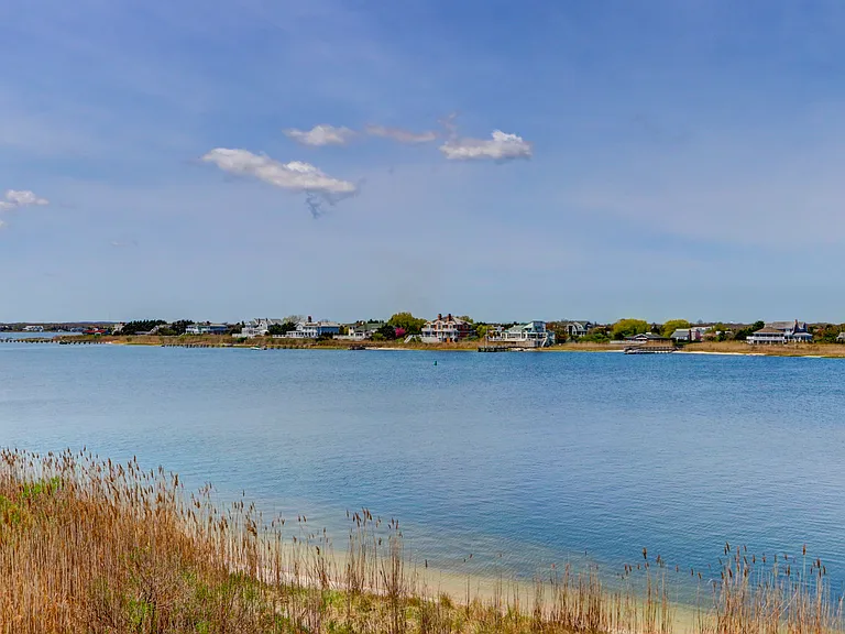 260 Dune Rd #124 — Photo 21