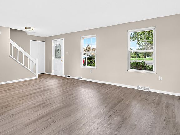 4th image of 3521 Cedar Ridge Rd