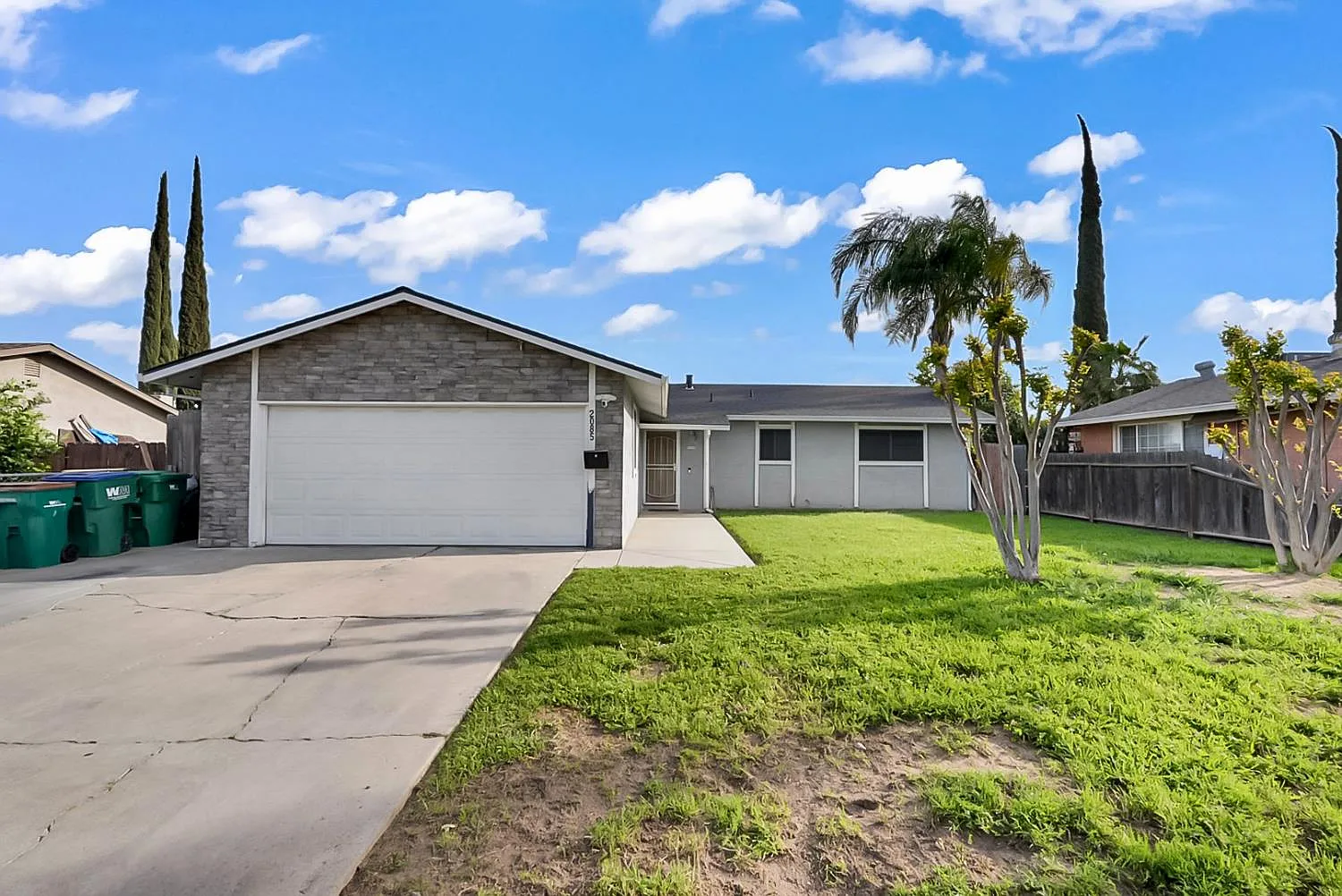 2085 Coronado Ave photo 1