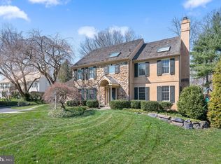 252 Ravenscliff Rd, Saint Davids, PA 19087