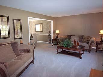4th image of 55 Americana Ct