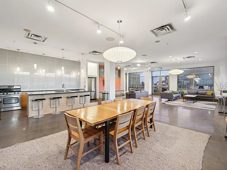 2929 Chicago Ave #1105 — Photo 36