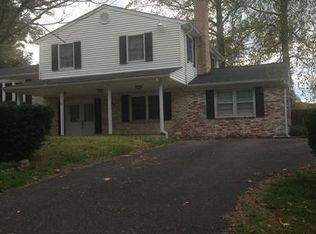 4006 Peach Dr, Waldorf, MD 20601