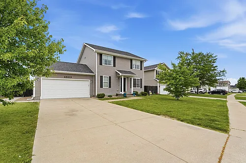 4803 NE Trilein Dr Photo 1