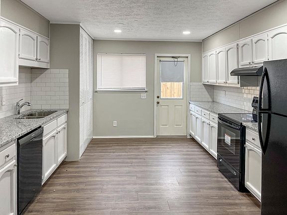 5th image of 2323 Ward St SE #4