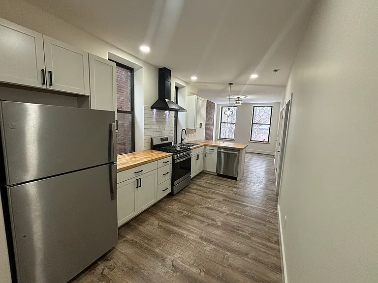822 River St #3 — Photo 7