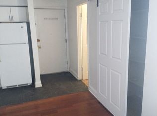 5515 S Cornell Ave APT 303, Chicago, IL 60637