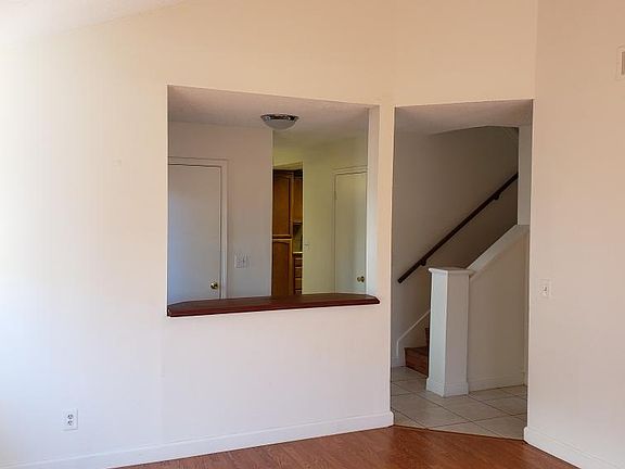 5th image of 510 Summerwood Ln