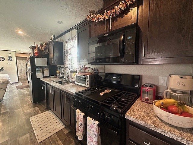 1st image of 39500 W Warren Rd #274