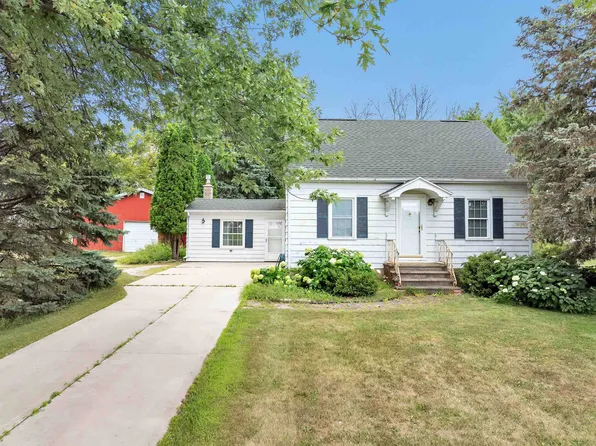 531 S Grandview Rd, Green Bay, WI 54311