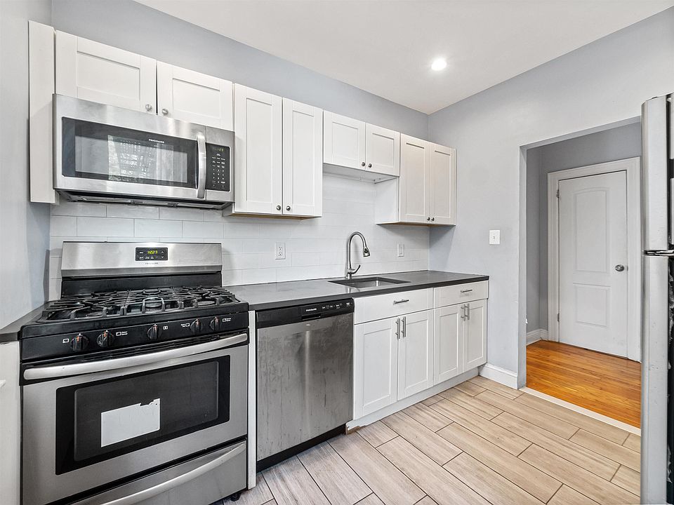 1st image of 292 Harrison Ave APT B3