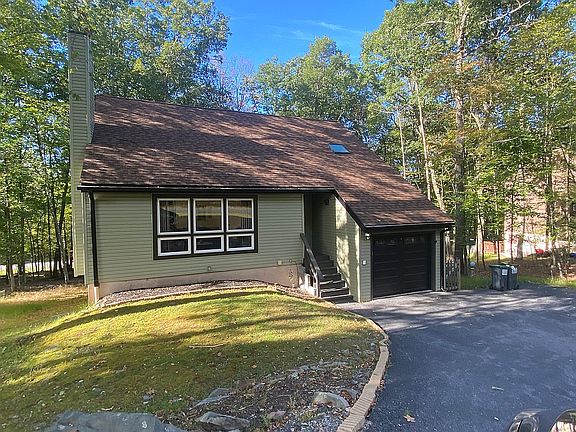 2nd image of 1198 Kensington Dr