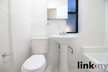 Rented by Link NY Realty