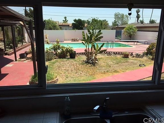5th image of 308 S Louise Ave