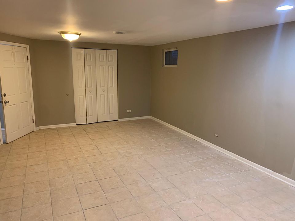 1st image of 16714 Hillside Pl