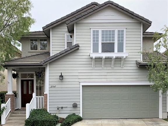 2nd image of 27147 Manor Cir