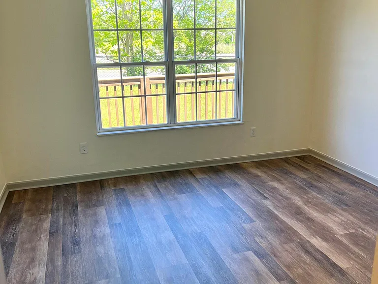 1155 Mechanics Way — Photo 14