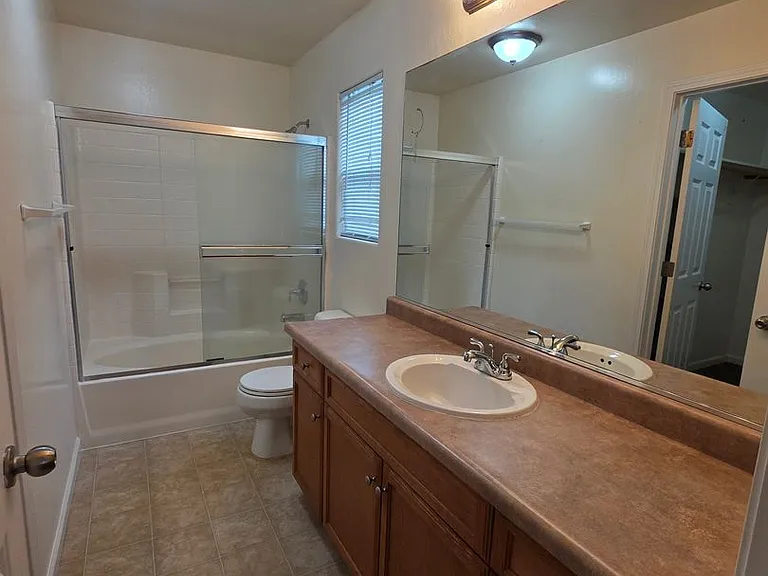 11805 Holabird Ave — Photo 13