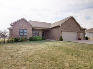 4634 Cortez Dr, Quincy, IL 62305