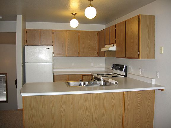 4th image of 1203 McDonald Ave APT B
