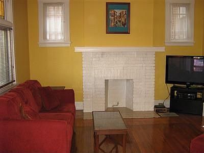 3rd image of 4679 Loretta Ave