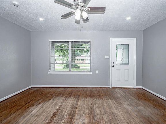 2nd image of 752 Dezso Dr
