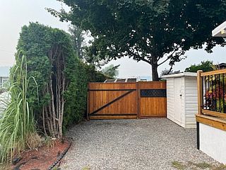 2nd image of 415 Commonwealth Rd #458