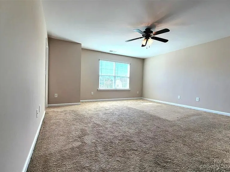 10420 Paisley Abbey Ln — Photo 14